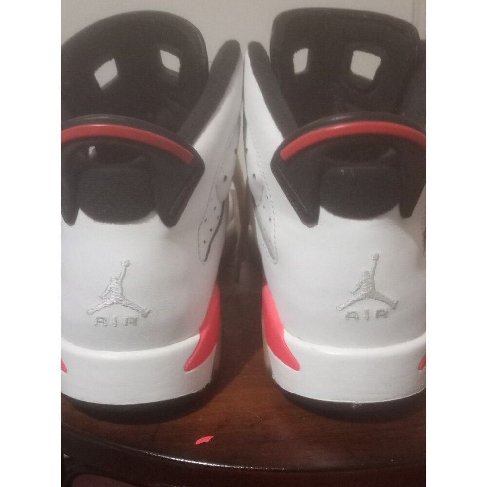 Air Jordan 6 Retro Infrared White 2014 GS Size 6.5Y 384665-123 Women Size 8 - Picture 10 of 12
